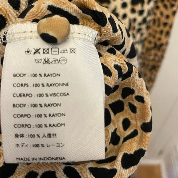 Faithfull the Brand Marie Louise midi dress in a leopard print. - Picture 8 of 9